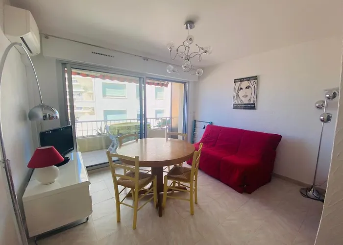 Apartament La *